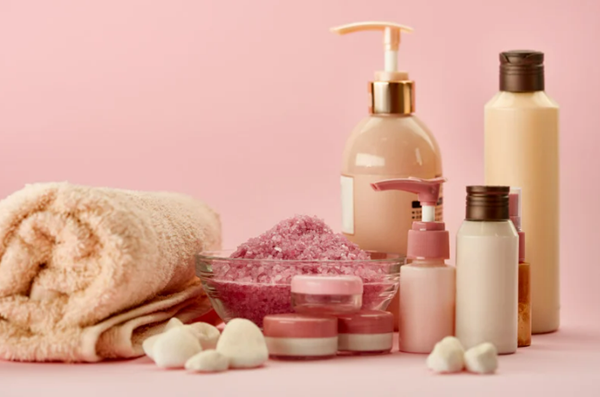 Choosing the Right Skin Care Products: Looking at the Ingredients