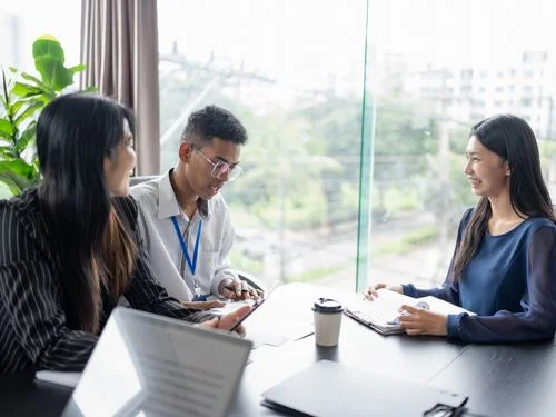 Stunning Outfits for Job Interview in Creative Fields